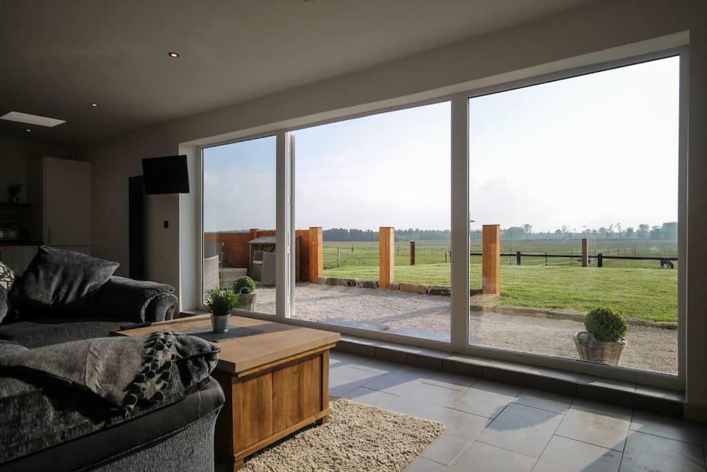 Clover Cottage Beeley Екстер'єр фото